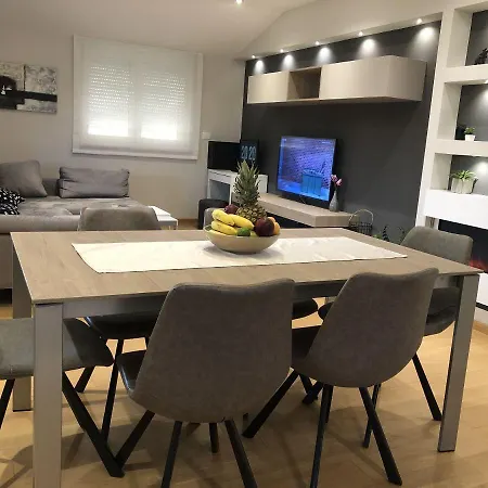 Apartament Moderne Ferienwohnung Mit Klima, Wifi In Sandstrandnahe
