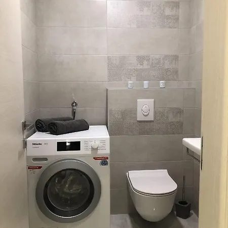Moderne Ferienwohnung Mit Klima, Wifi In Sandstrandnahe Medulin